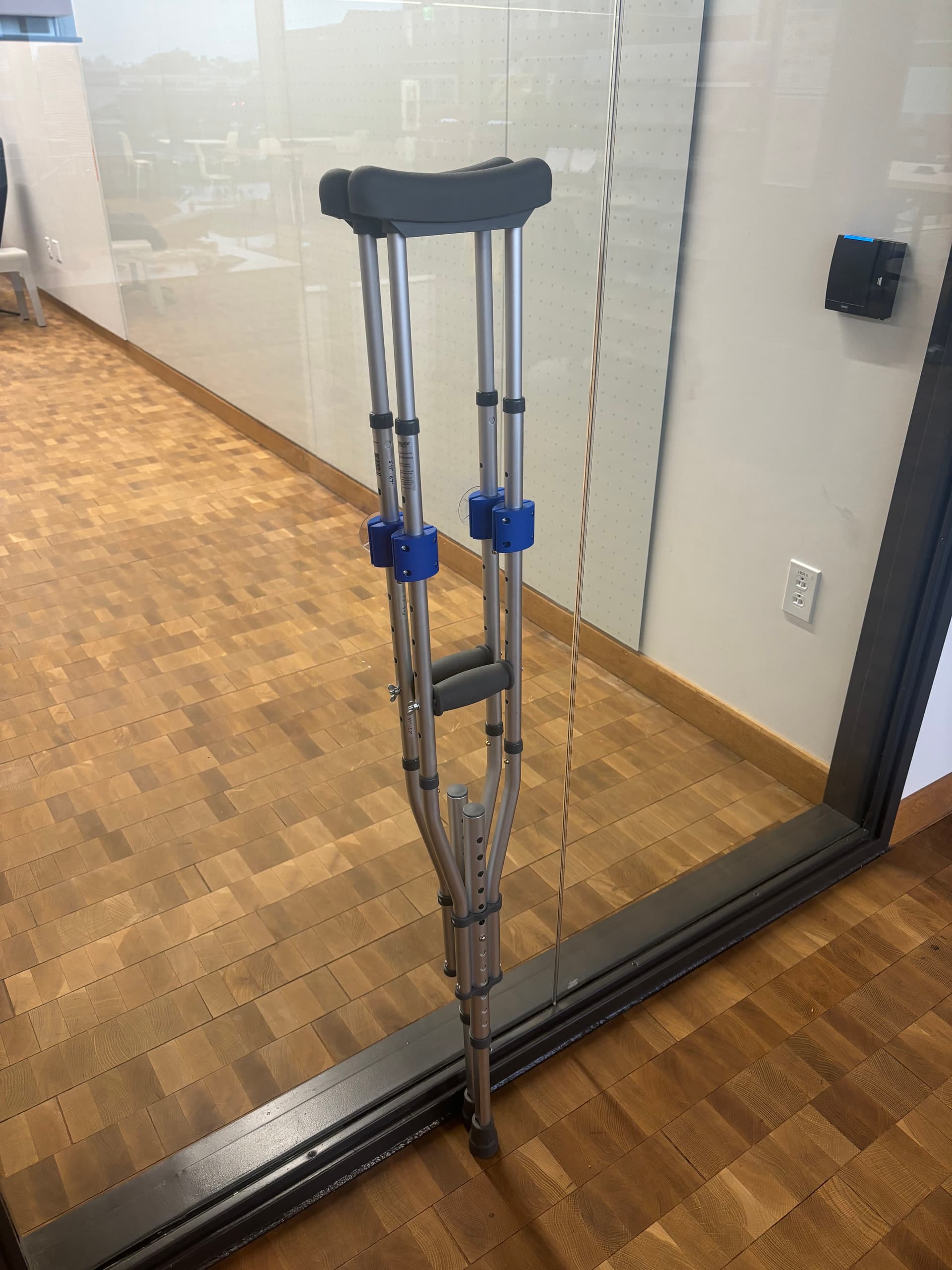 /projects/crutch/crutch5.jpg